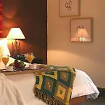 L'estacio מלון 3*