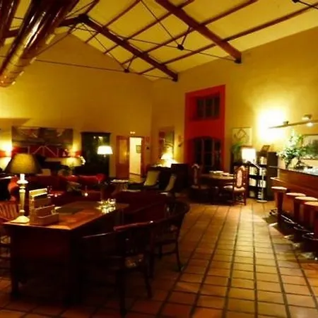 L'estació Hotel 3*