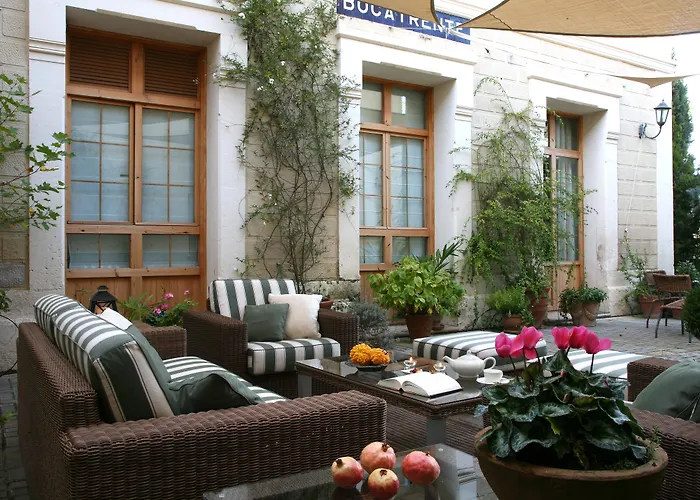 L'estacio Szálloda Bocairent
