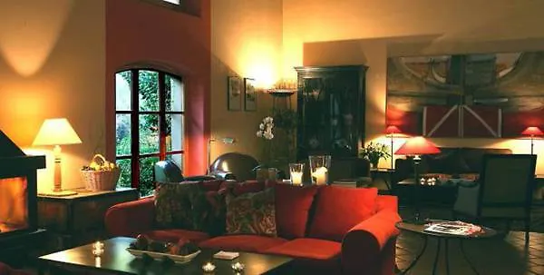 L'estacio 보캐어렌트